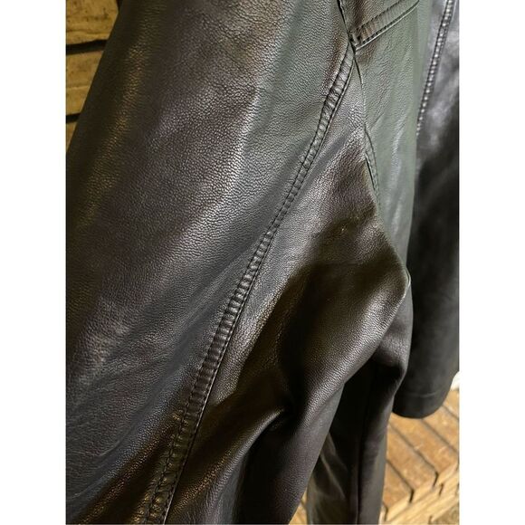Tommy Hilfiger Faux Leather Jacket‎ - Picture 5 of 13